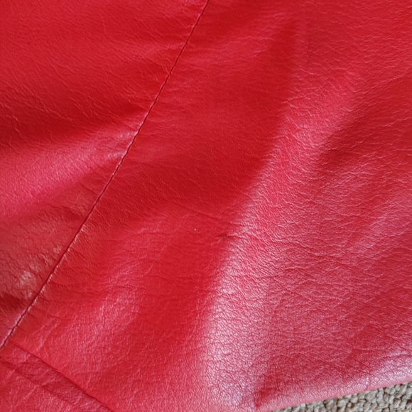 Vintage Wilson Women's Vibrant Red Leather Jacket Size XS - Picture 12 of 13